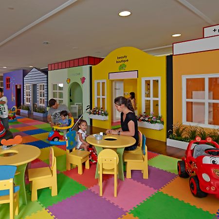 Royale Chulan Damansara Hotel Petaling Jaya Exterior photo Kids Club