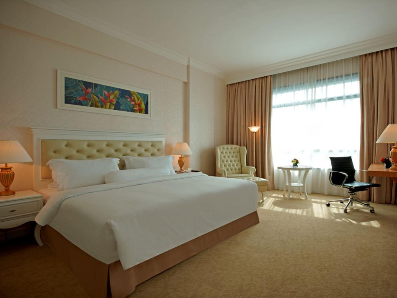 Royale Chulan Damansara Hotel Petaling Jaya Exterior photo Deluxe Room