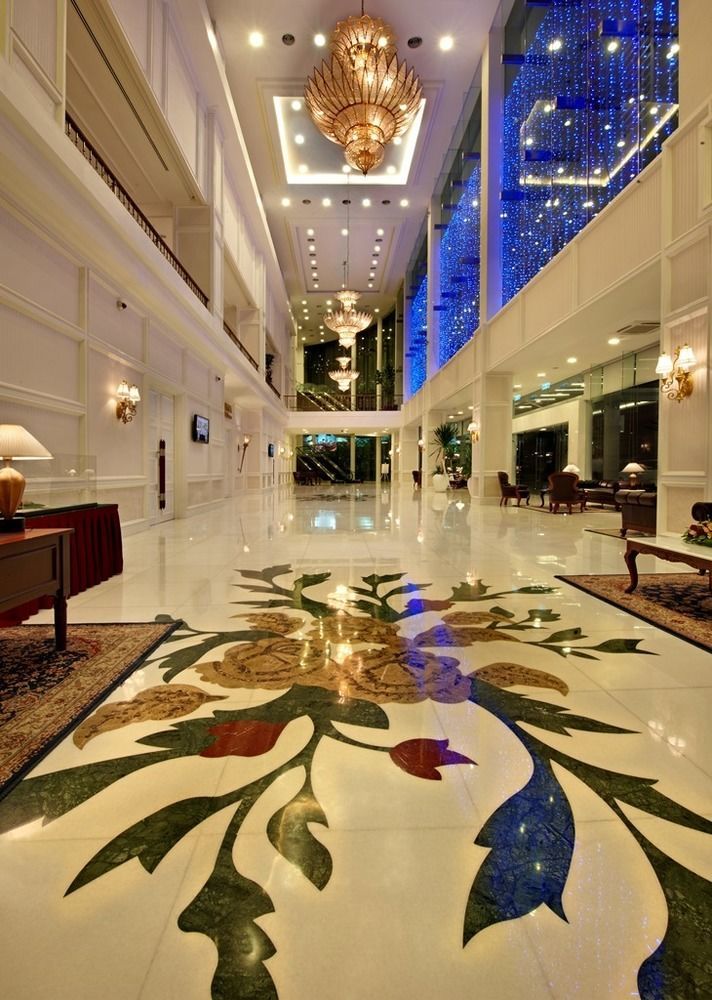 Royale Chulan Damansara Hotel Petaling Jaya Exterior photo Lobby